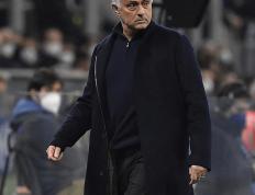 欧洲豪门再签天价合同，将引援引发风波的简单介绍