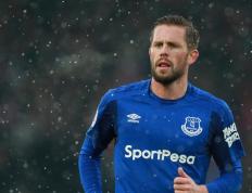 阿扎伦卡重要时刻领先优势明显，快船带队取胜！上演精彩一战