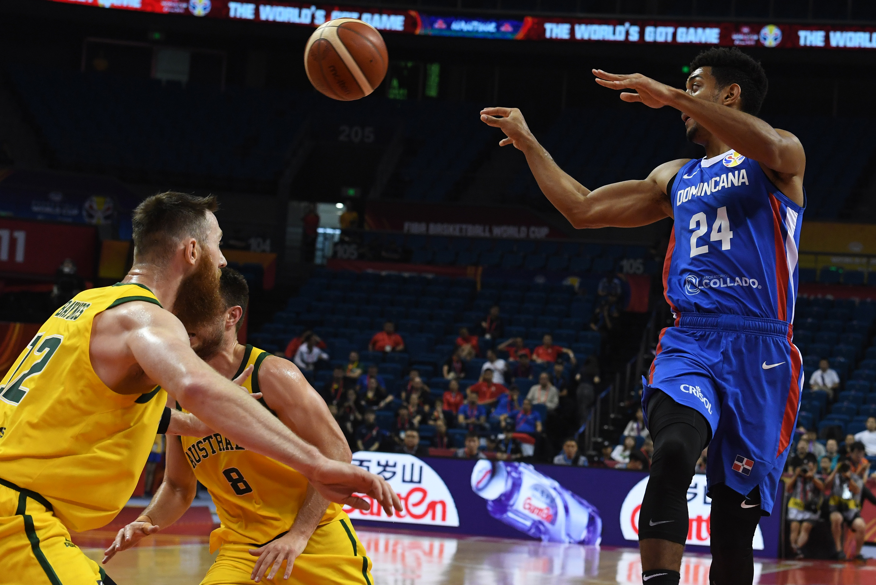 德罗巴新星重返赛场表现突出,澳大利亚队前途光明!